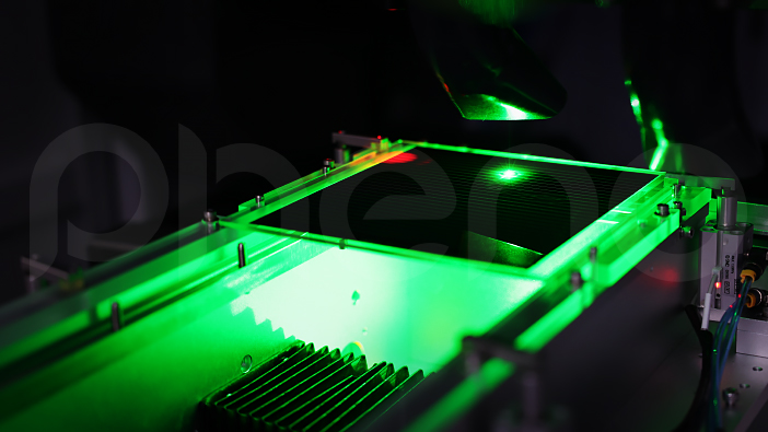 现象创新钙钛矿
叠层太阳能电池应用